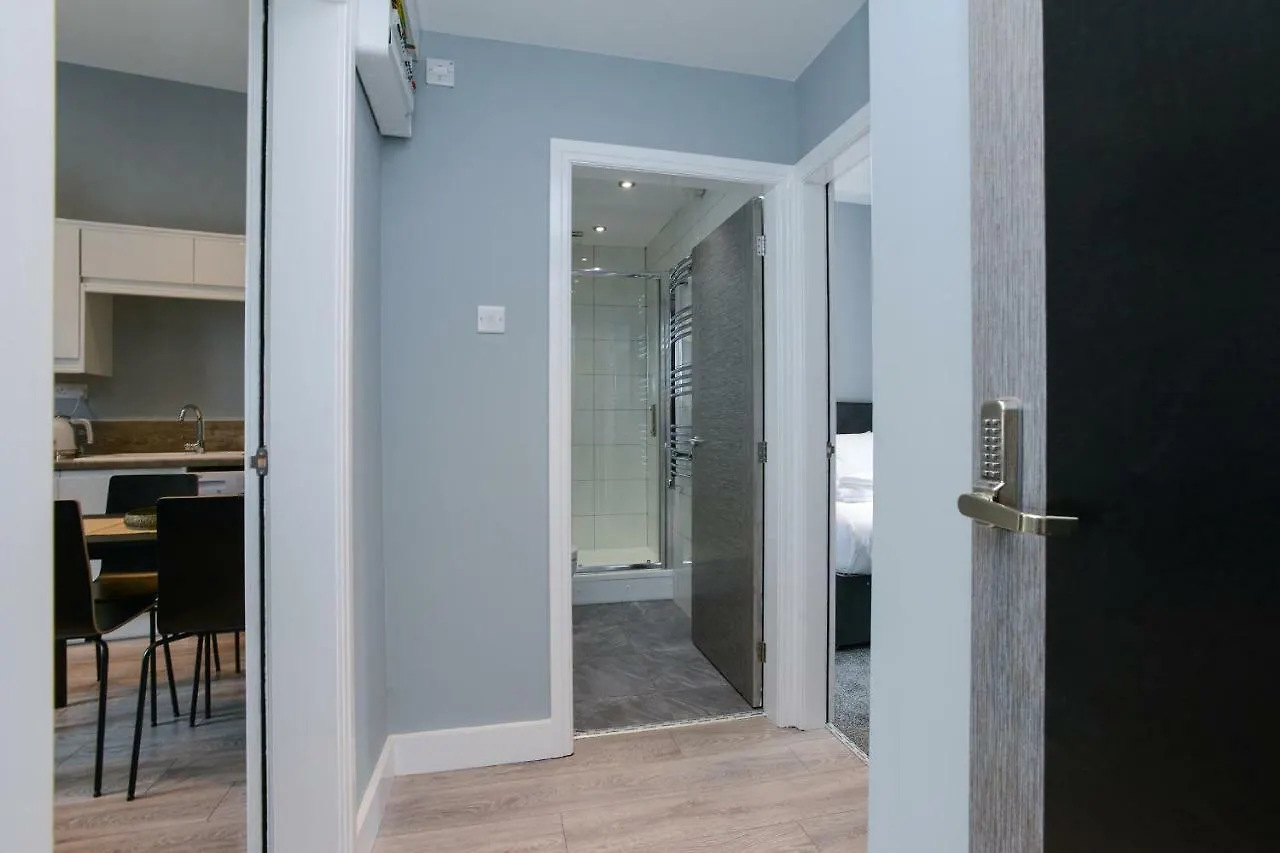 Arena Apartments - Stylish And Homely Apartments By The Ice Arena With Parking Nottingham