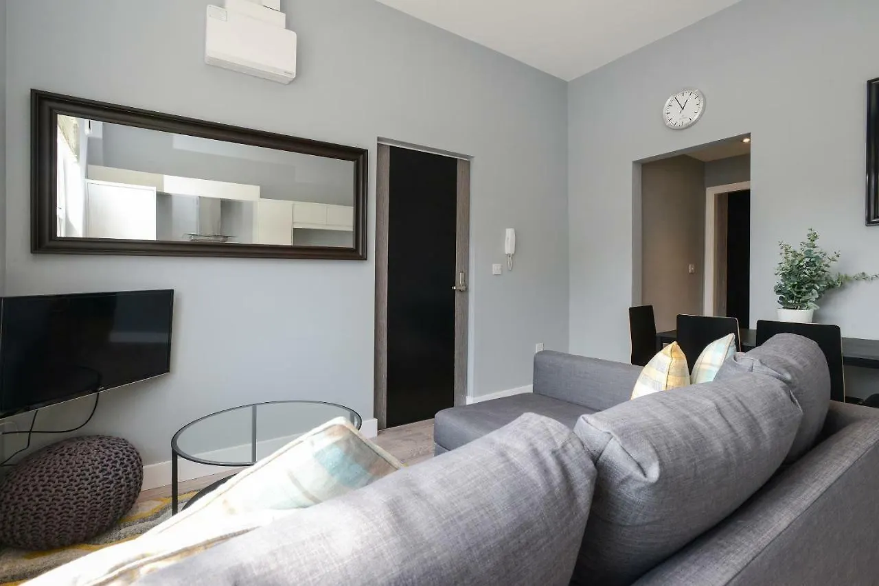 Arena Apartments - Stylish And Homely Apartments By The Ice Arena With Parking Nottingham